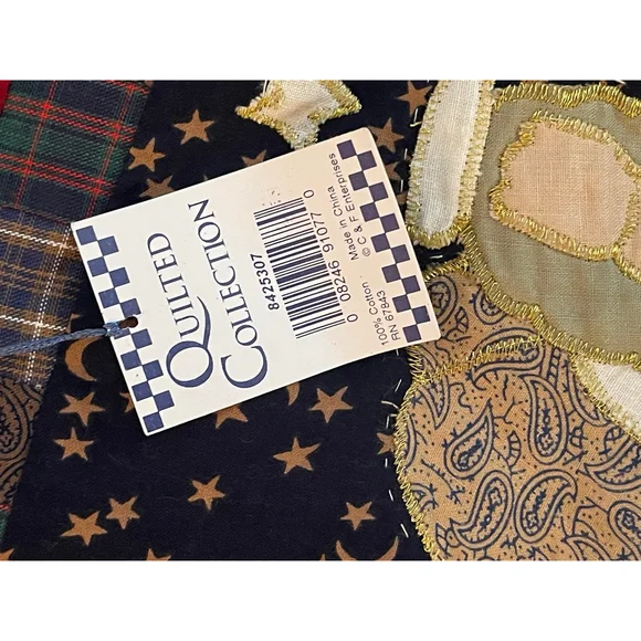 Vintage Quilted Angel Christmas Set – Tree Skirt, Quilt, 2 Runners & Stocking – - Picture 8 of 15